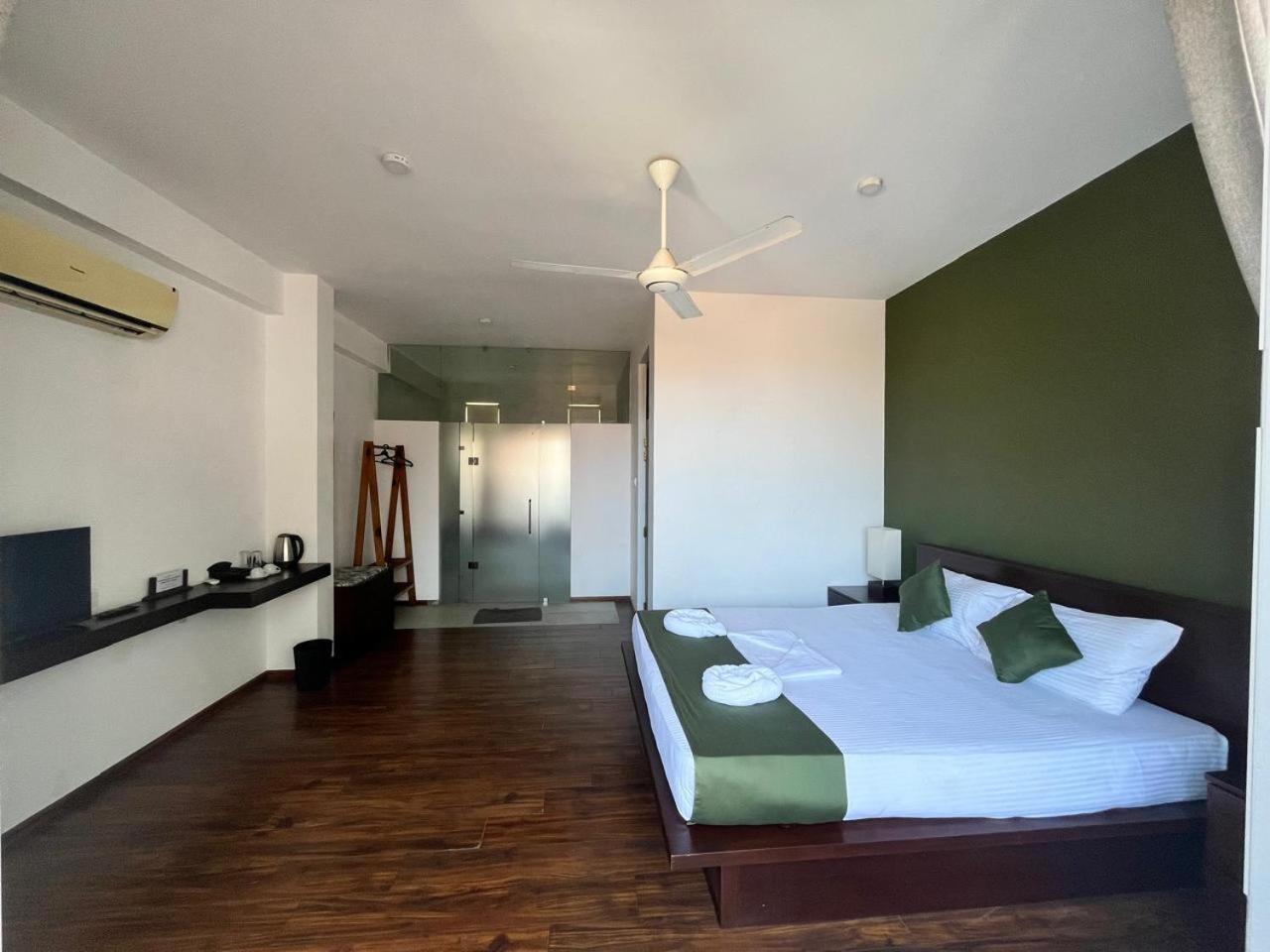 Lavinia Villa Dehiwala-Mount Lavinia Buitenkant foto