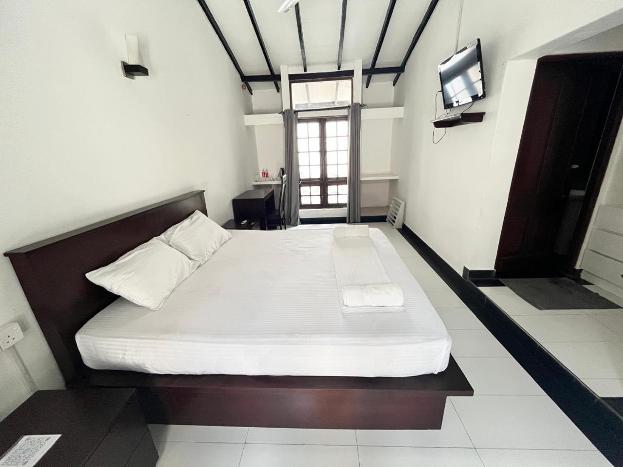 Lavinia Villa Dehiwala-Mount Lavinia Buitenkant foto